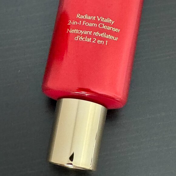 Estee Lauder Nutritious Radiant Vitality 2-in-1 Foam Cleanser - Picture 7 of 16